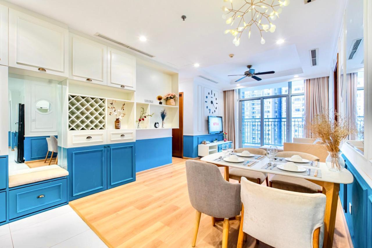 הו צ'י מין סיטי Moxy Hcmc Aparts - Vinhomes Central Park, Ice Rink מראה חיצוני תמונה