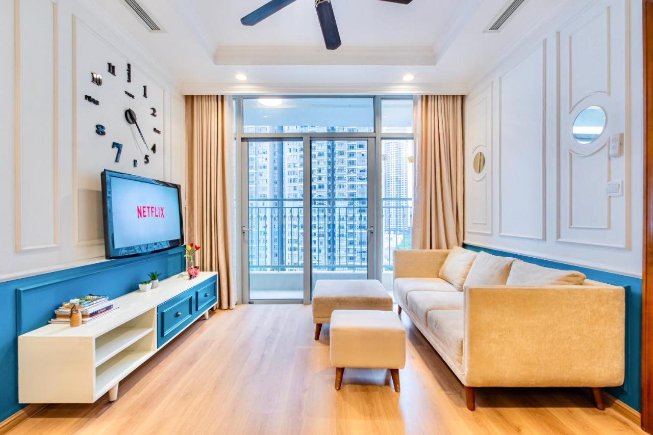 הו צ'י מין סיטי Moxy Hcmc Aparts - Vinhomes Central Park, Ice Rink מראה חיצוני תמונה