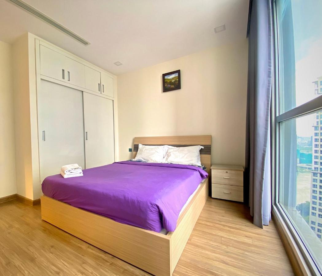הו צ'י מין סיטי Moxy Hcmc Aparts - Vinhomes Central Park, Ice Rink מראה חיצוני תמונה