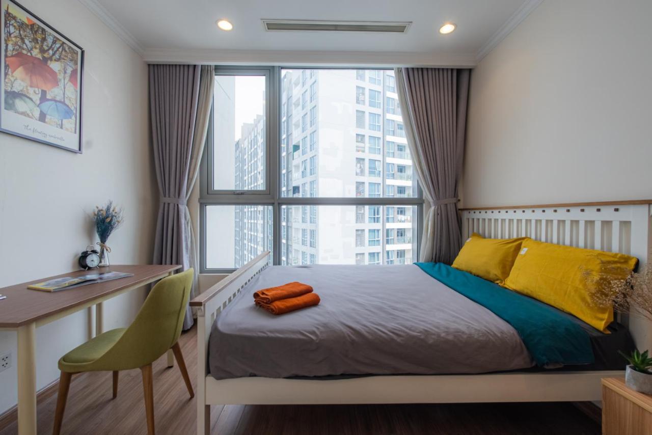 הו צ'י מין סיטי Moxy Hcmc Aparts - Vinhomes Central Park, Ice Rink מראה חיצוני תמונה