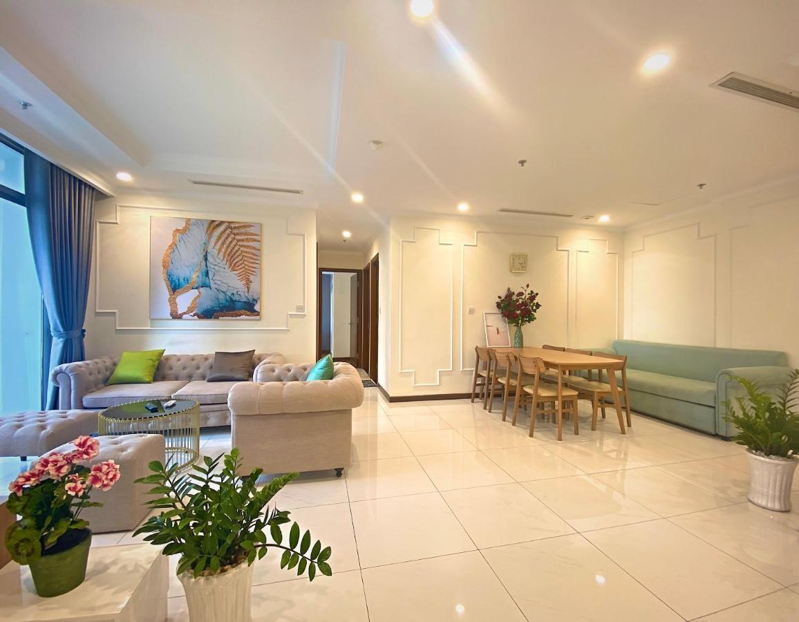 הו צ'י מין סיטי Moxy Hcmc Aparts - Vinhomes Central Park, Ice Rink מראה חיצוני תמונה
